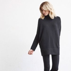 Vetta Oversized Sweater